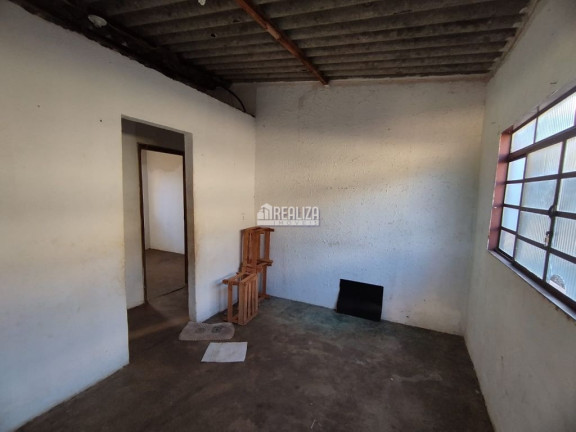 Imagem Casa com 3 Quartos para Alugar, 250 m² em Lourdes - Uberaba Imagem Casa com 3 Quartos para Alugar, 250 m² em Lourdes - Uberaba