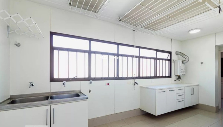 Imagem Imóvel com 3 Quartos à Venda, 230 m² em Moema - São Paulo Imagem Imóvel com 3 Quartos à Venda, 230 m² em Moema - São Paulo