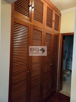 Imagem Casa com 3 Quartos à Venda, 252 m² em Vila Monumento - São Paulo