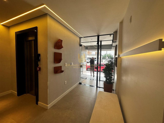 Imagem Apartamento com 2 Quartos à Venda, 93 m² em Centro - Balneário Camboriú