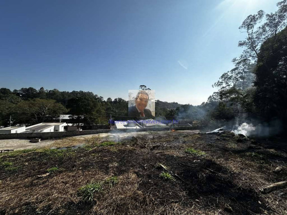 Imagem Terreno à Venda, 927 m² em Vila Santo Antônio - Cotia Imagem Terreno à Venda, 927 m² em Vila Santo Antônio - Cotia