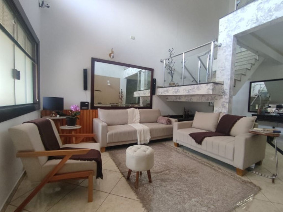 Imagem Sobrado com 4 Quartos à Venda, 327 m² em Vila Amorim - Suzano Imagem Sobrado com 4 Quartos à Venda, 327 m² em Vila Amorim - Suzano