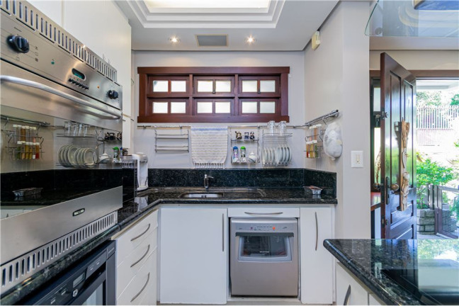 Imagem Casa com 3 Quartos à Venda, 171 m² em Tristeza - Porto Alegre Imagem Casa com 3 Quartos à Venda, 171 m² em Tristeza - Porto Alegre