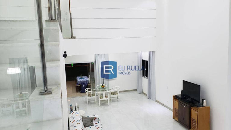 Imagem Casa com 4 Quartos à Venda, 320 m² em Interlagos - Vila Velha Imagem Casa com 4 Quartos à Venda, 320 m² em Interlagos - Vila Velha