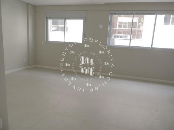 Imagem Imóvel com 1 Quarto à Venda, 38 m² em Trindade - Florianópolis Imagem Imóvel com 1 Quarto à Venda, 38 m² em Trindade - Florianópolis