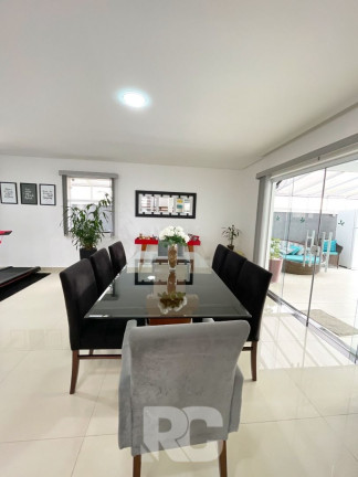 Imagem Casa com 3 Quartos à Venda, 238 m² em Aruã Eco Park - Mogi Das Cruzes Imagem Casa com 3 Quartos à Venda, 238 m² em Aruã Eco Park - Mogi Das Cruzes