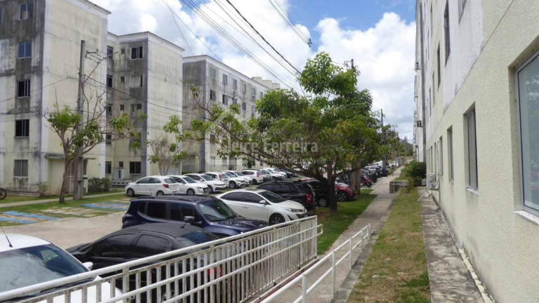 Imagem Apartamento com 2 Quartos à Venda, 40 m² em Vila De Abrantes (abrantes) - Camaçari Imagem Apartamento com 2 Quartos à Venda, 40 m² em Vila De Abrantes (abrantes) - Camaçari