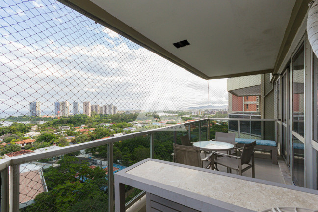 Imagem Apartamento com 4 Quartos à Venda, 205 m² em Barra Da Tijuca - Rio De Janeiro