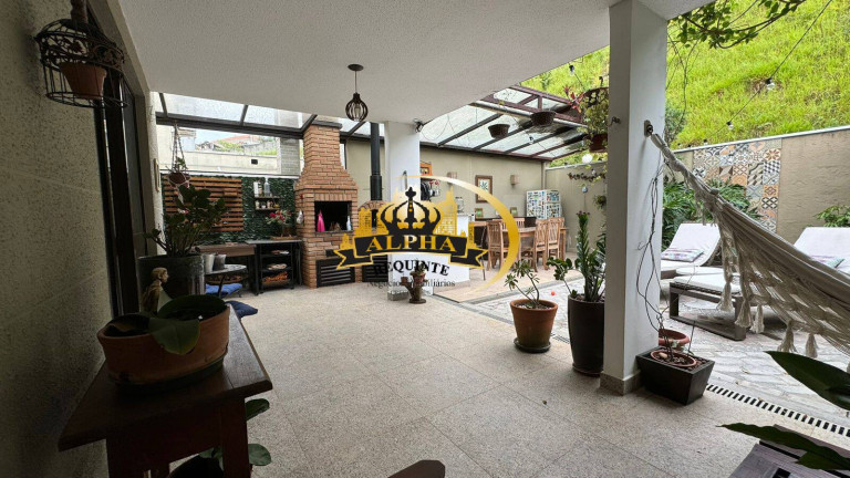 Imagem Casa de Condomínio com 4 Quartos à Venda, 230 m² em Tamboré - Santana De Parnaíba Imagem Casa de Condomínio com 4 Quartos à Venda, 230 m² em Tamboré - Santana De Parnaíba