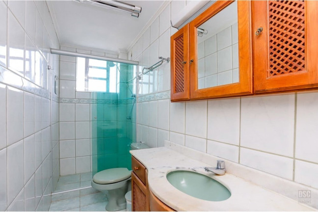 Imagem Imóvel com 2 Quartos à Venda, 70 m² em Santana - Porto Alegre Imagem Imóvel com 2 Quartos à Venda, 70 m² em Santana - Porto Alegre