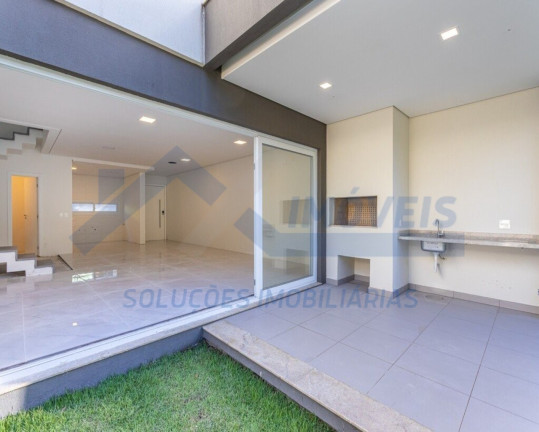 Imagem Casa com 3 Quartos à Venda, em Pedra Redonda - Porto Alegre Imagem Casa com 3 Quartos à Venda, em Pedra Redonda - Porto Alegre