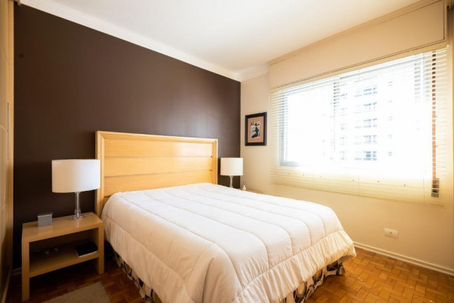 Imagem Imóvel com 3 Quartos à Venda, 180 m² em Itaim Bibi - São Paulo