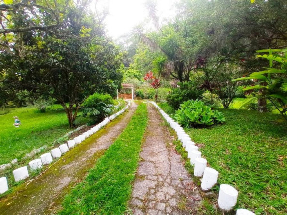 Imagem Chácara com 6 Quartos à Venda, 211 m² em Campo Limpo - Teresópolis Imagem Chácara com 6 Quartos à Venda, 211 m² em Campo Limpo - Teresópolis