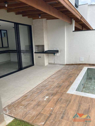 Imagem Sobrado com 4 Quartos à Venda, 180 m² em Balneário Copacabana - Caraguatatuba