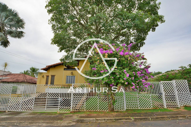 Imagem Casa com 4 Quartos à Venda, 1.100 m² em Lago Norte - Brasília Imagem Casa com 4 Quartos à Venda, 1.100 m² em Lago Norte - Brasília
