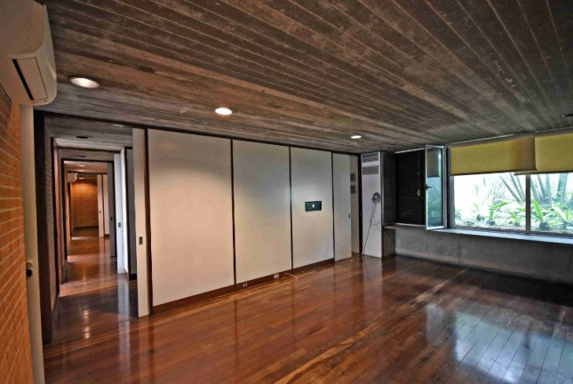 Imagem Casa com 3 Quartos à Venda, 976 m² em Cidade Jardim - São Paulo Imagem Casa com 3 Quartos à Venda, 976 m² em Cidade Jardim - São Paulo