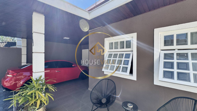 Casa com 5 Quartos à Venda, 200 m² em Urbanova - São José Dos Campos