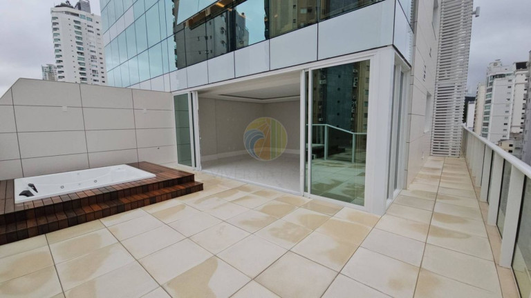 Imagem Apartamento com 4 Quartos à Venda, 223 m² em Pioneiros - Balneário Camboriú Imagem Apartamento com 4 Quartos à Venda, 223 m² em Pioneiros - Balneário Camboriú