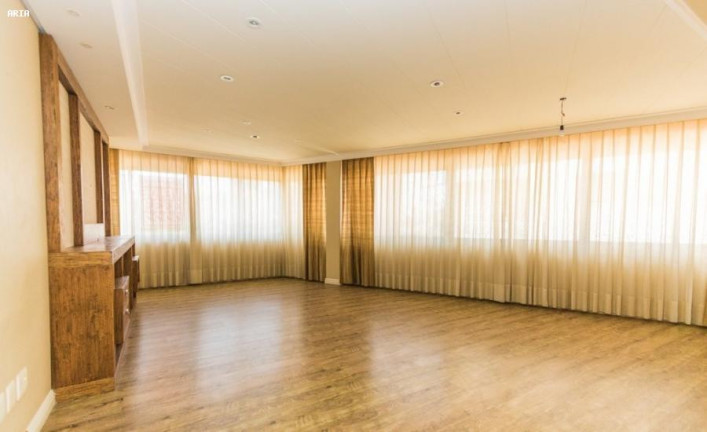 Imagem Apartamento com 3 Quartos à Venda, 133 m² em Petrópolis - Porto Alegre Imagem Apartamento com 3 Quartos à Venda, 133 m² em Petrópolis - Porto Alegre