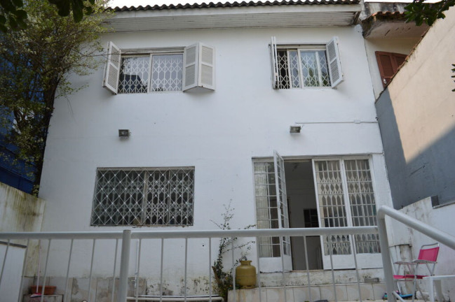 Imagem Casa com 3 Quartos à Venda, em Azenha - Porto Alegre Imagem Casa com 3 Quartos à Venda, em Azenha - Porto Alegre