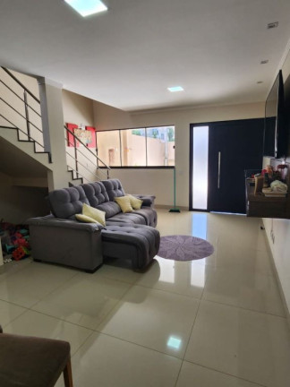 Imagem Sobrado com 4 Quartos à Venda, 215 m² em Setor Jaó - Goiânia Imagem Sobrado com 4 Quartos à Venda, 215 m² em Setor Jaó - Goiânia