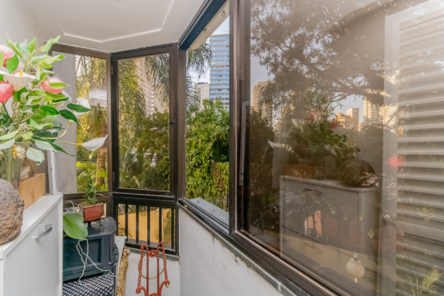 Imagem Apartamento com 3 Quartos à Venda, 129 m² em Moema - São Paulo