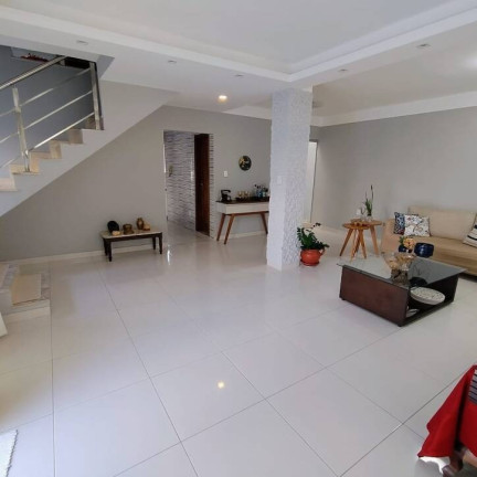 Imagem Sobrado com 3 Quartos à Venda, 350 m² em João Soares - Itabuna Imagem Sobrado com 3 Quartos à Venda, 350 m² em João Soares - Itabuna