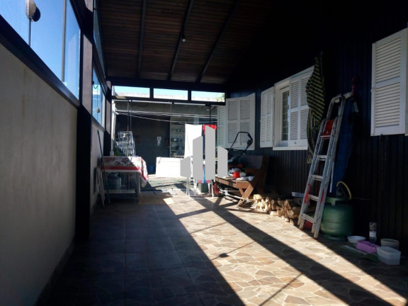 Imagem Casa com 2 Quartos à Venda, 180 m² em Bairro Itapeva - Torres Imagem Casa com 2 Quartos à Venda, 180 m² em Bairro Itapeva - Torres
