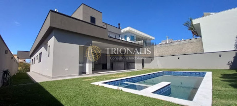 Imagem Casa com 4 Quartos à Venda, 304 m² em Condomínio Figueira Garden - Atibaia Imagem Casa com 4 Quartos à Venda, 304 m² em Condomínio Figueira Garden - Atibaia