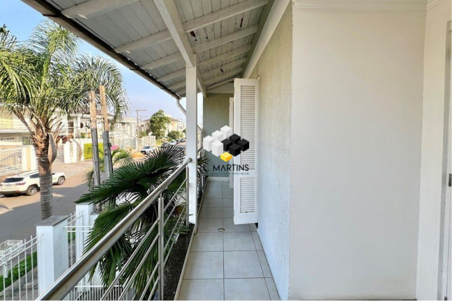 Imagem Casa com 4 Quartos à Venda, 243 m² em Moinhos De Vento - Canoas Imagem Casa com 4 Quartos à Venda, 243 m² em Moinhos De Vento - Canoas