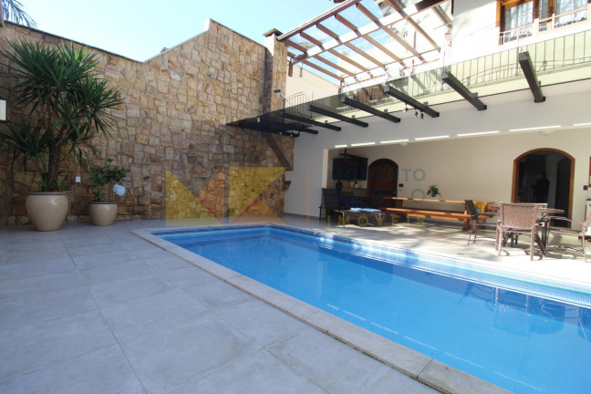 Imagem Casa com 3 Quartos à Venda, 650 m² em Valparaíso - Blumenau