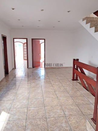 Imagem Sobrado com 3 Quartos à Venda, 221 m² em Santa Maria - Osasco