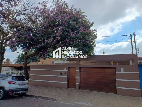 Imagem Casa com 4 Quartos à Venda, 240 m² em Jardim Satélite - São José Dos Campos Imagem Casa com 4 Quartos à Venda, 240 m² em Jardim Satélite - São José Dos Campos