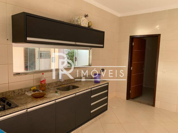 Imagem Casa com 3 Quartos à Venda, 700 m² em Bandeirantes - Lucas Do Rio Verde Imagem Casa com 3 Quartos à Venda, 700 m² em Bandeirantes - Lucas Do Rio Verde