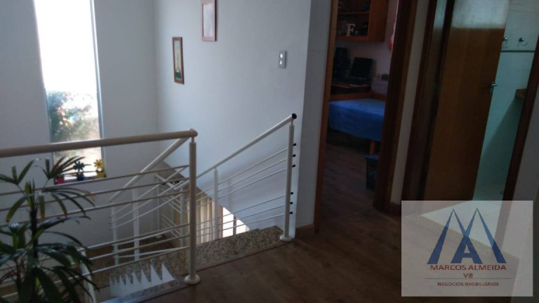 Imagem Sobrado com 3 Quartos à Venda, 180 m² em Vila Cecília - Mogi Das Cruzes Imagem Sobrado com 3 Quartos à Venda, 180 m² em Vila Cecília - Mogi Das Cruzes