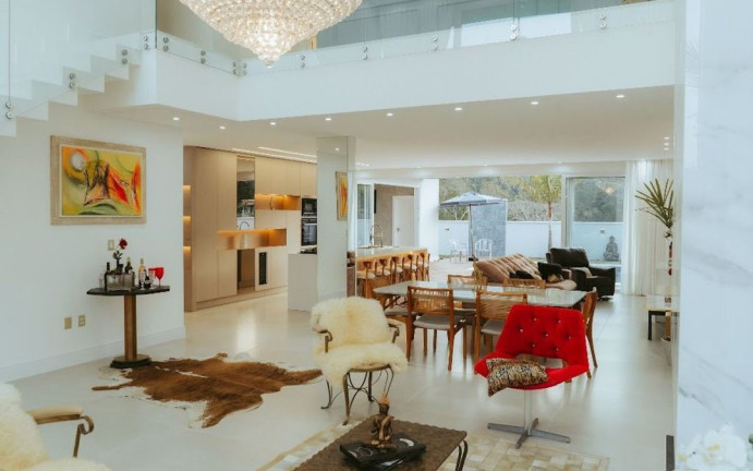 Imagem Casa com 5 Quartos à Venda, 411 m² em Ratones - Florianópolis Imagem Casa com 5 Quartos à Venda, 411 m² em Ratones - Florianópolis