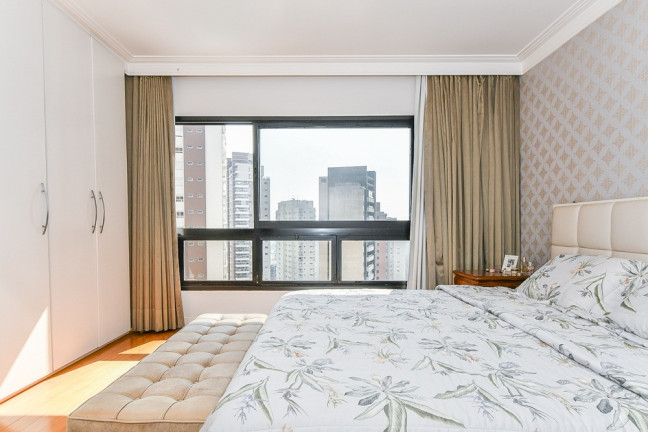 Imagem Imóvel com 3 Quartos à Venda, 247 m² em Vila Suzana - São Paulo Imagem Imóvel com 3 Quartos à Venda, 247 m² em Vila Suzana - São Paulo