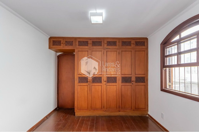 Imagem Casa com 4 Quartos à Venda, 110 m² em Jardim Marajoara - São Paulo Imagem Casa com 4 Quartos à Venda, 110 m² em Jardim Marajoara - São Paulo