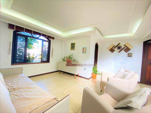 Imagem Casa com 4 Quartos à Venda, 232 m² em Ressacada - Itajaí Imagem Casa com 4 Quartos à Venda, 232 m² em Ressacada - Itajaí