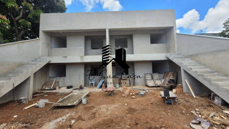 Casa com 2 Quartos à Venda, 66 m² em Nacional - Contagem
