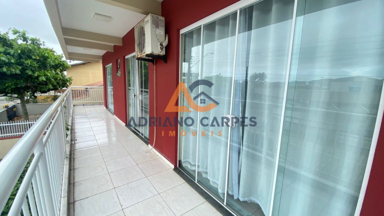 Imagem Sobrado com 5 Quartos para Alugar ou Temporada, 150 m² em Meia Praia - Navegantes Imagem Sobrado com 5 Quartos para Alugar ou Temporada, 150 m² em Meia Praia - Navegantes