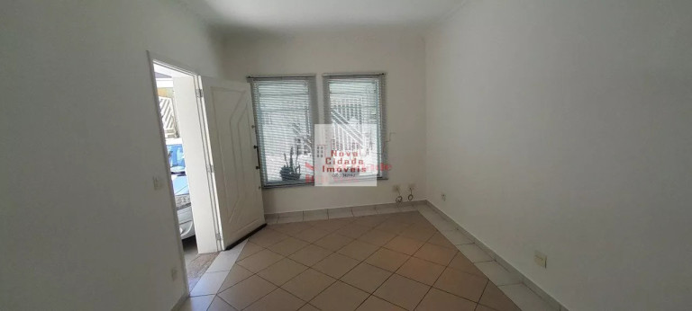 Imagem Sobrado com 2 Quartos para Alugar, 120 m² em Vila Nova Conceição - São Paulo