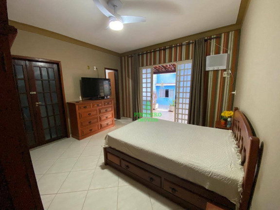 Imagem Casa com 3 Quartos à Venda, 339 m² em Sete Pontes - São Gonçalo Imagem Casa com 3 Quartos à Venda, 339 m² em Sete Pontes - São Gonçalo