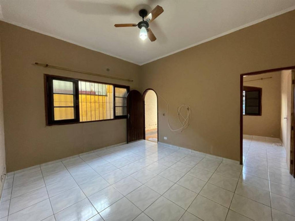 Imagem Casa com 2 Quartos à Venda, 77 m² em Vila Tupi - Praia Grande Imagem Casa com 2 Quartos à Venda, 77 m² em Vila Tupi - Praia Grande