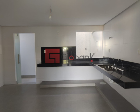 Imagem Imóvel com 4 Quartos à Venda, 240 m² em Ibituruna - Montes Claros Imagem Imóvel com 4 Quartos à Venda, 240 m² em Ibituruna - Montes Claros