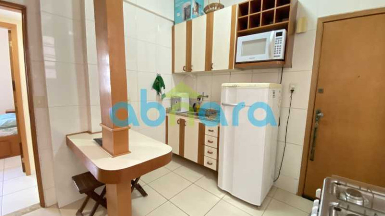 Imagem Kitnet com 1 Quarto à Venda, 48 m² em Copacabana - Rio De Janeiro Imagem Kitnet com 1 Quarto à Venda, 48 m² em Copacabana - Rio De Janeiro