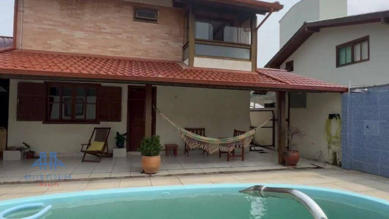 Imagem Casa com 5 Quartos à Venda, 290 m² em Vargem Grande - Florianópolis Imagem Casa com 5 Quartos à Venda, 290 m² em Vargem Grande - Florianópolis