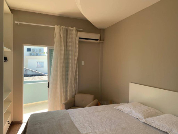 Imagem Casa com 6 Quartos para Temporada, 380 m² em Jurerê Internacional - Florianópolis Imagem Casa com 6 Quartos para Temporada, 380 m² em Jurerê Internacional - Florianópolis