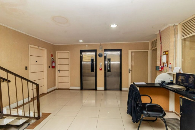 Imagem Apartamento com 3 Quartos à Venda, 97 m² em Centro Histórico - Porto Alegre Imagem Apartamento com 3 Quartos à Venda, 97 m² em Centro Histórico - Porto Alegre