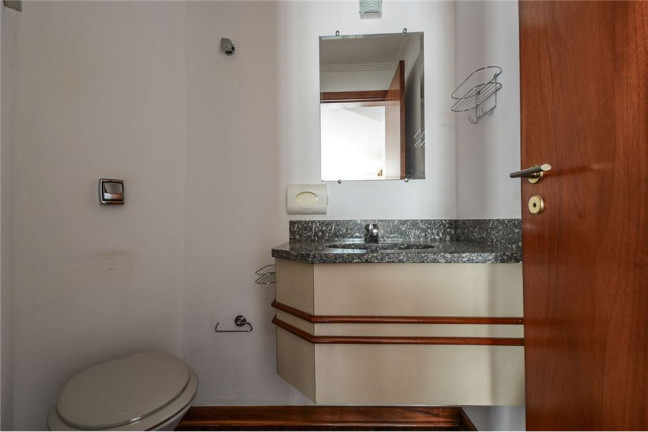 Imóvel com 3 Quartos à Venda,  em Campo Belo - São Paulo